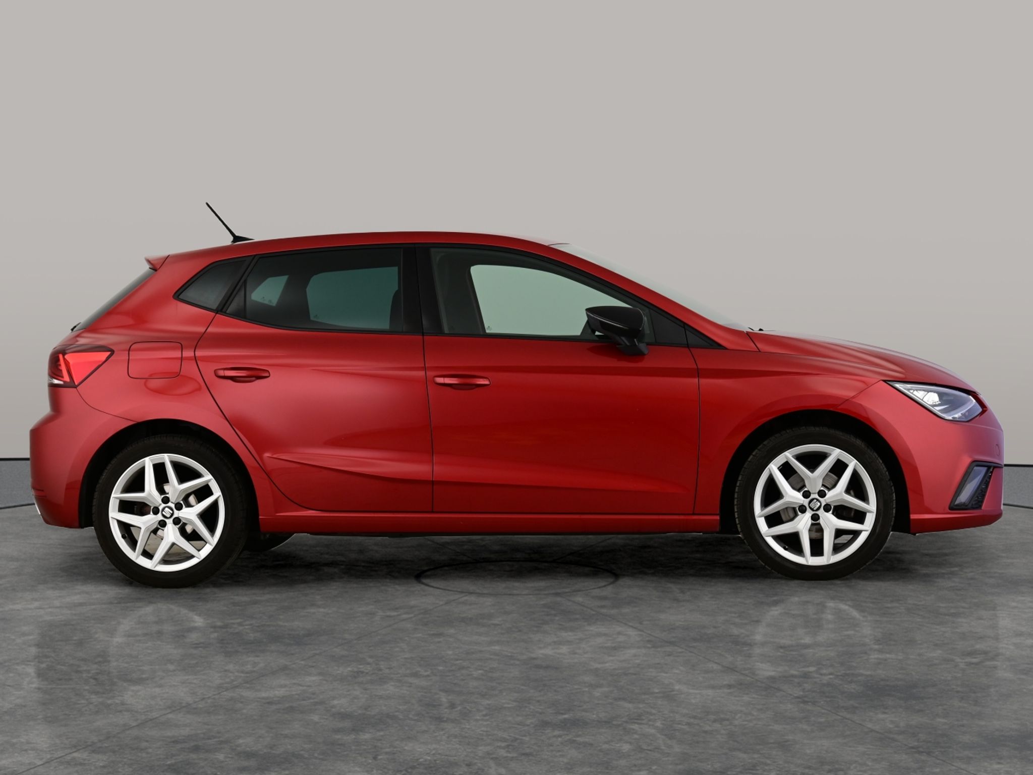 Main listing image - SEAT Ibiza