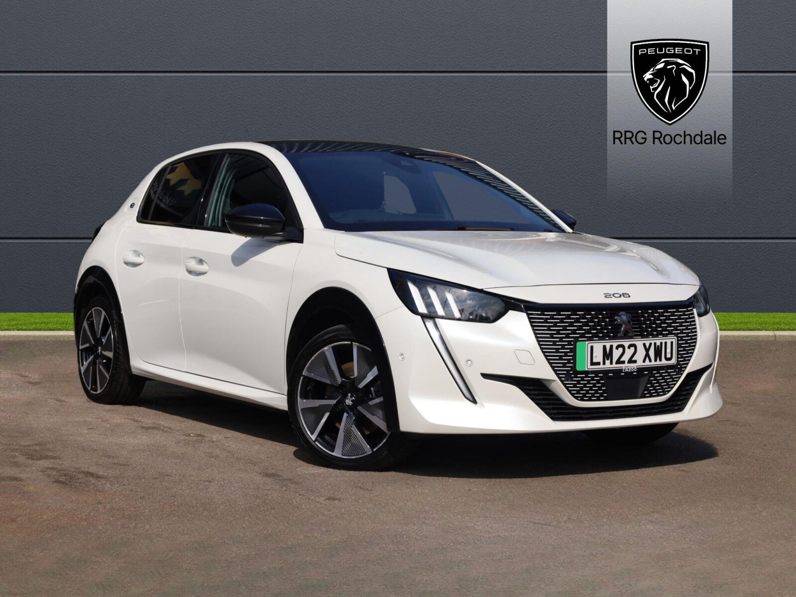 Main listing image - Peugeot e-208