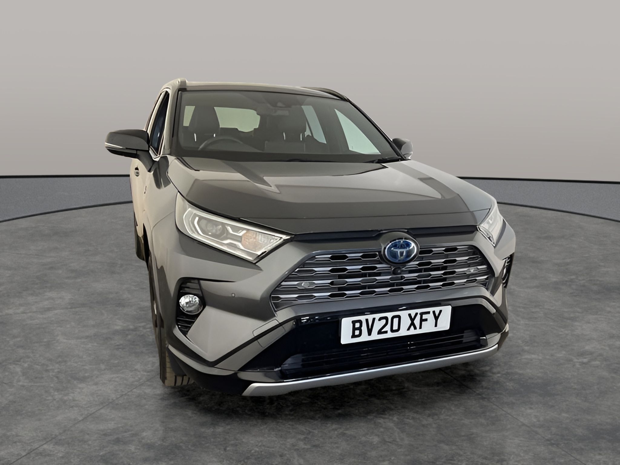 Main listing image - Toyota RAV4