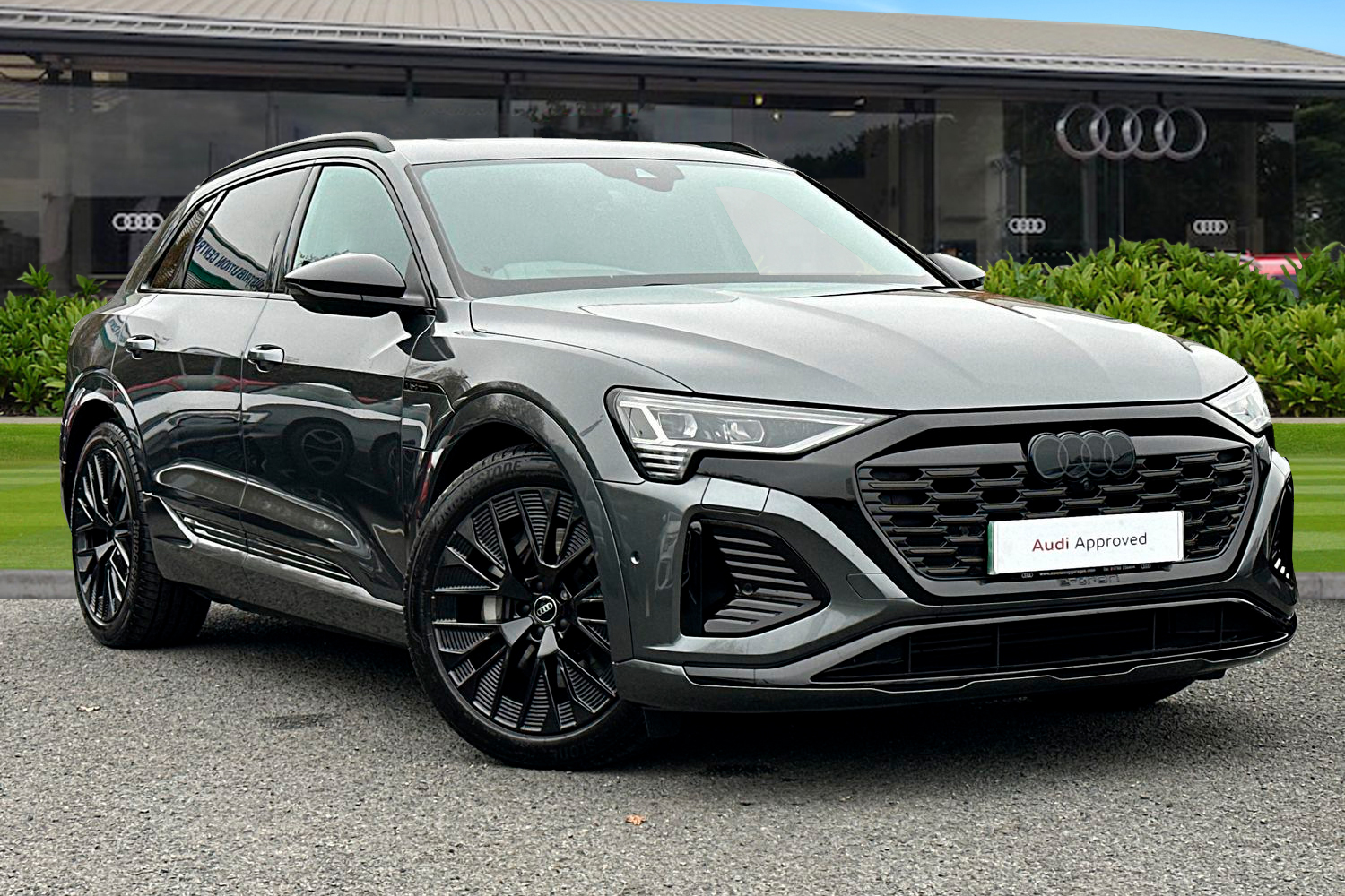 Main listing image - Audi Q8 e-tron