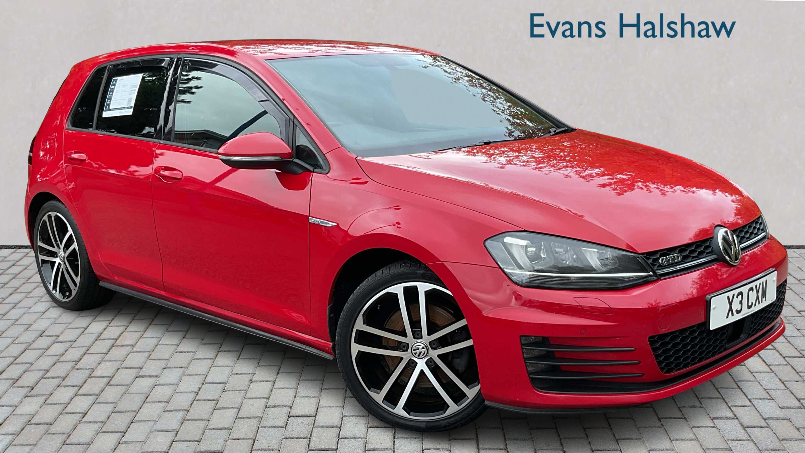 Main listing image - Volkswagen Golf