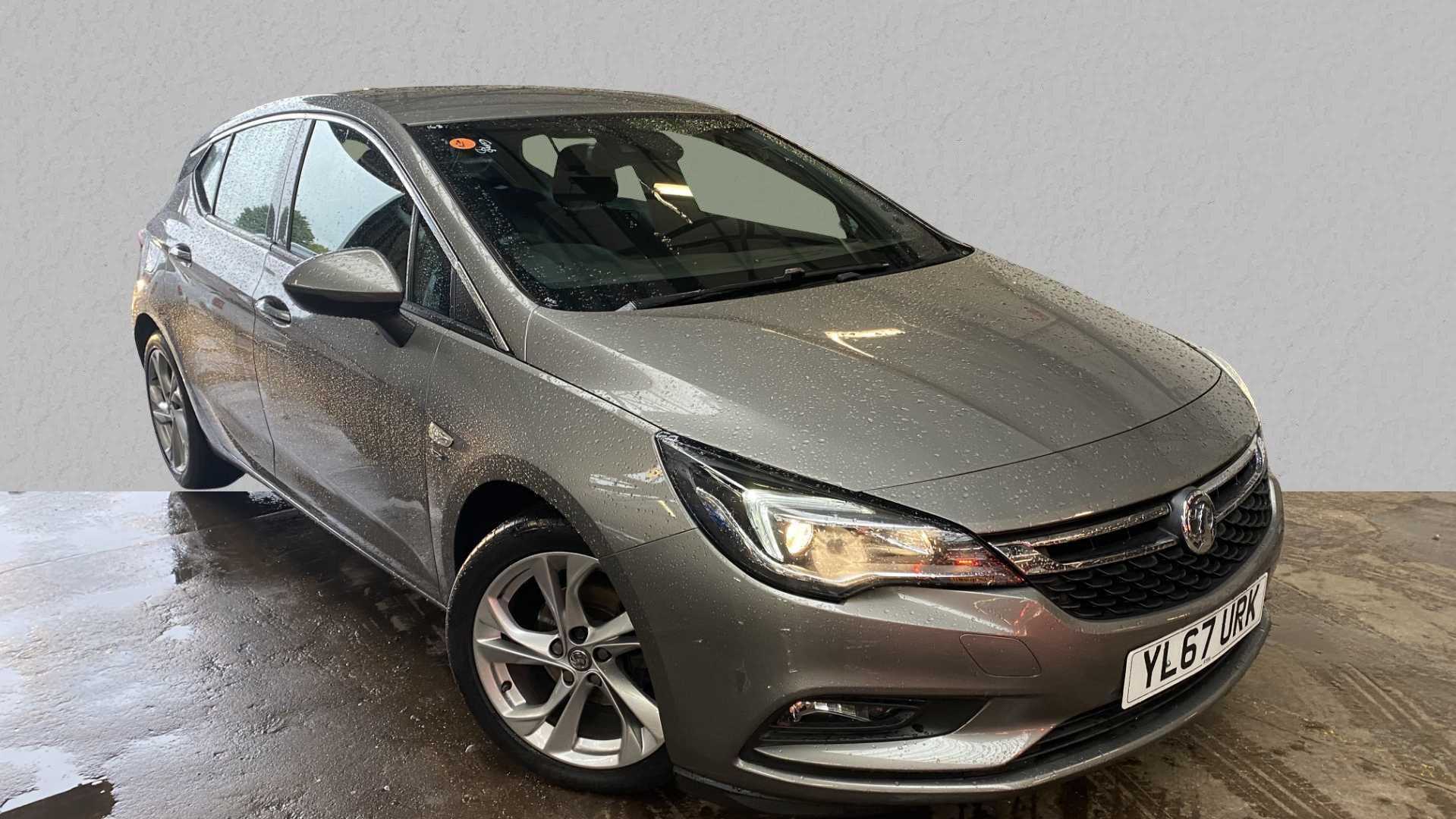 Main listing image - Vauxhall Astra