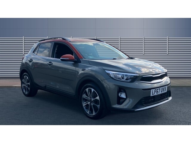 Main listing image - Kia Stonic