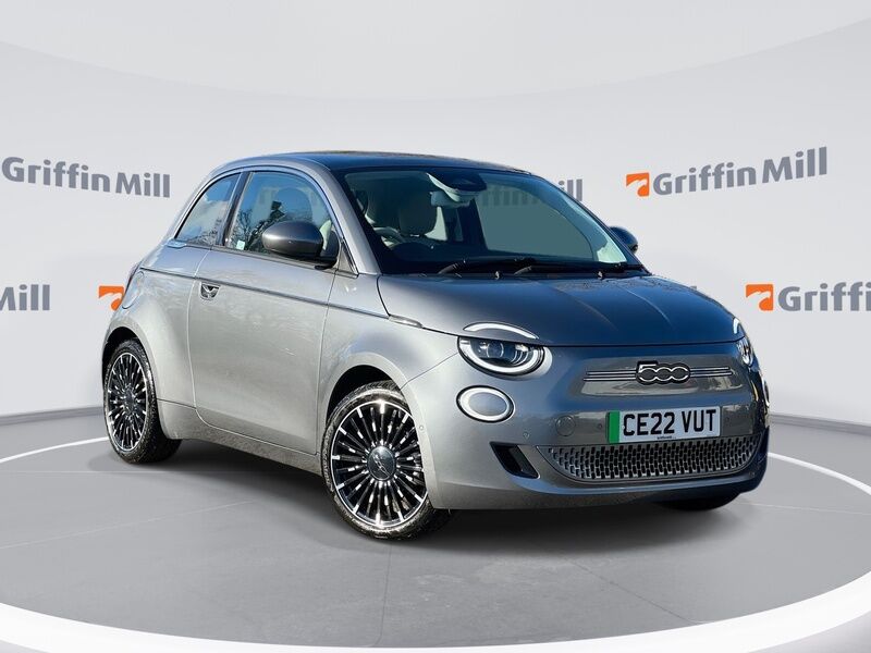 Main listing image - Fiat 500 Electric