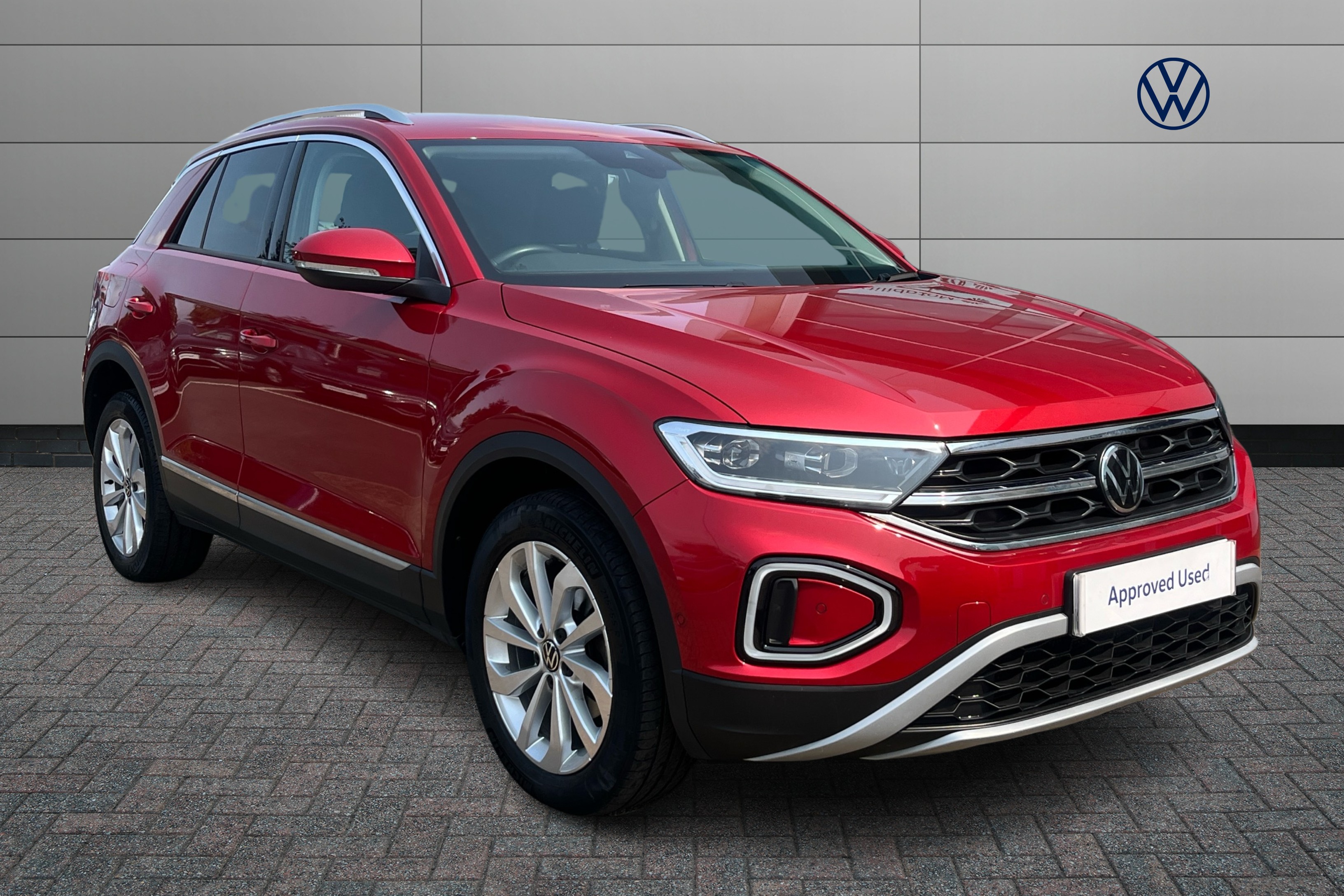 Main listing image - Volkswagen T-Roc