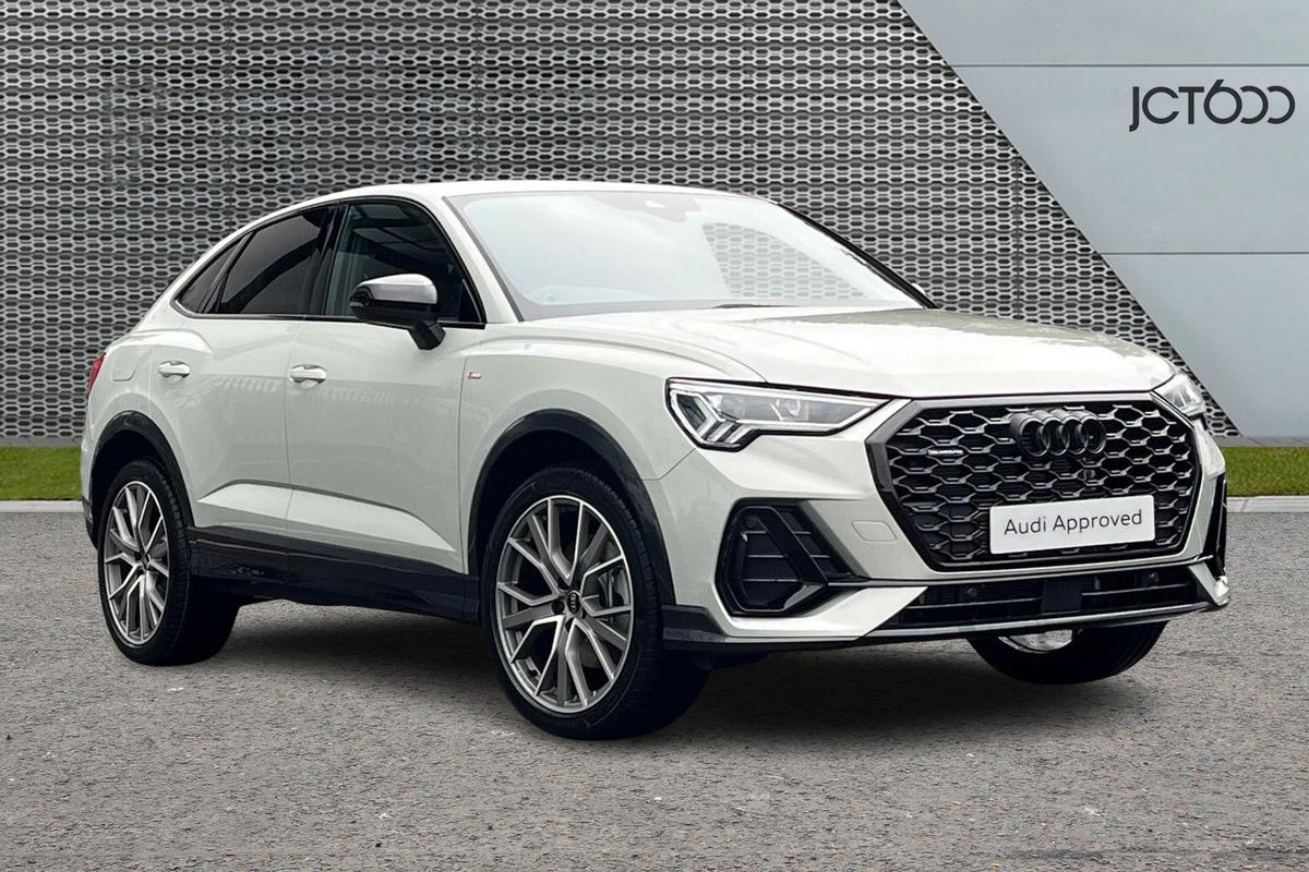 Main listing image - Audi Q3
