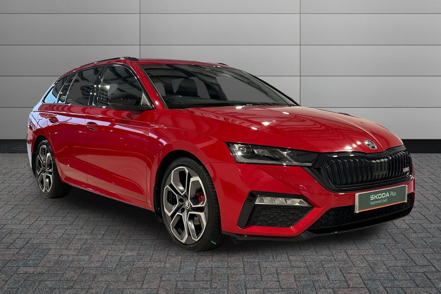 Main listing image - Skoda Octavia Estate