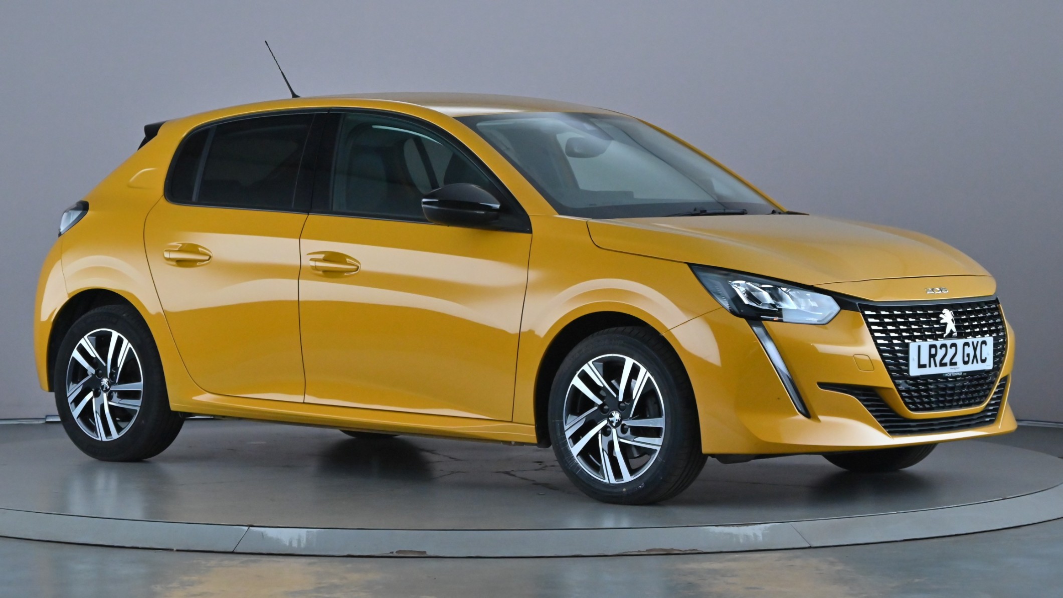 Main listing image - Peugeot 208