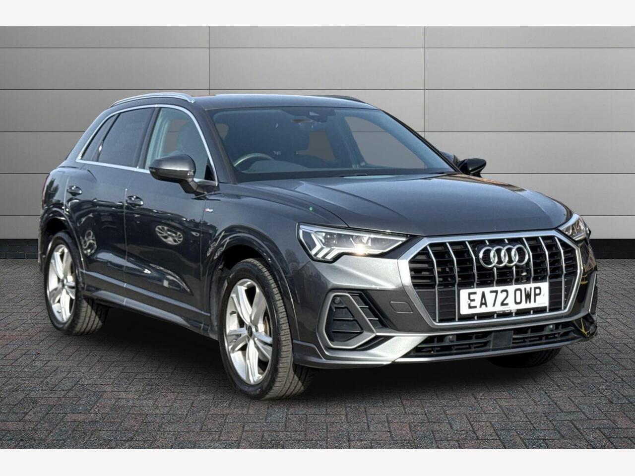 Main listing image - Audi Q3