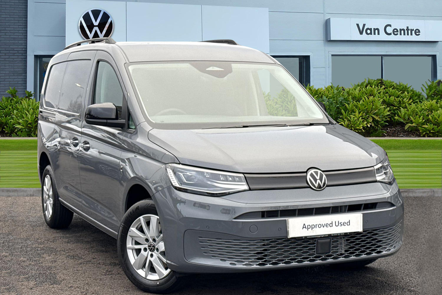 Main listing image - Volkswagen Caddy Maxi