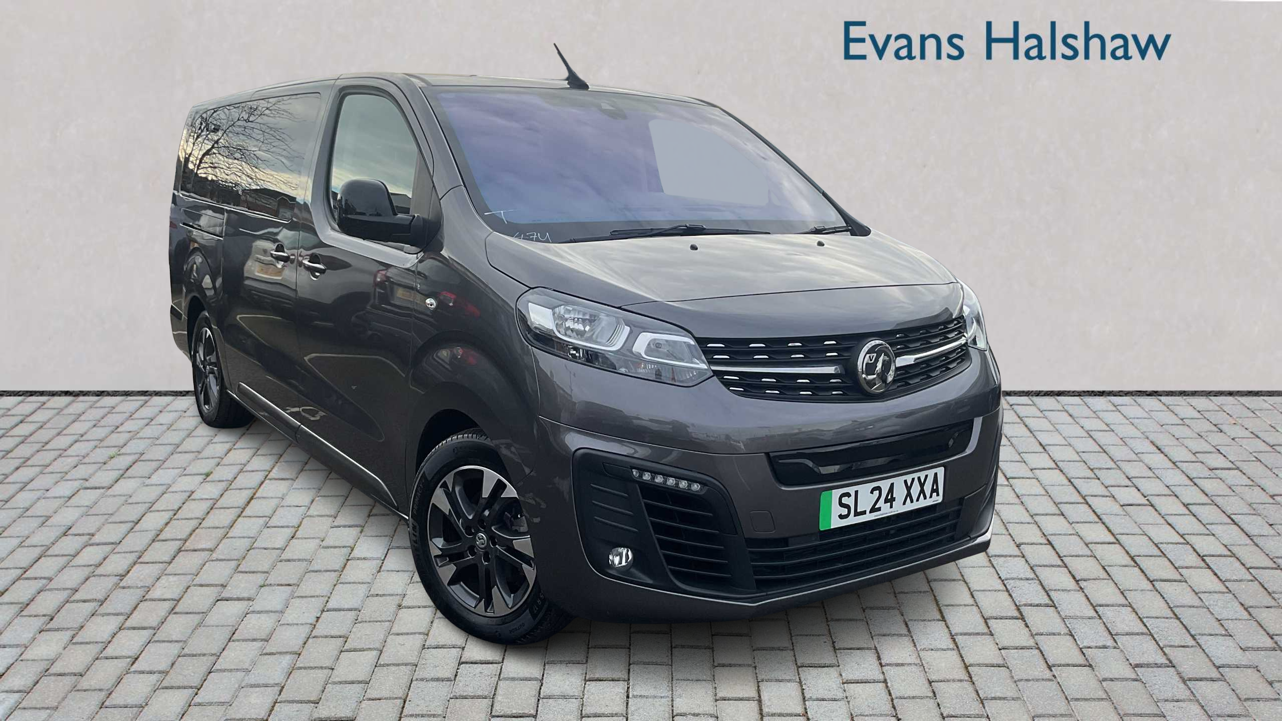 Main listing image - Vauxhall Vivaro Life-e