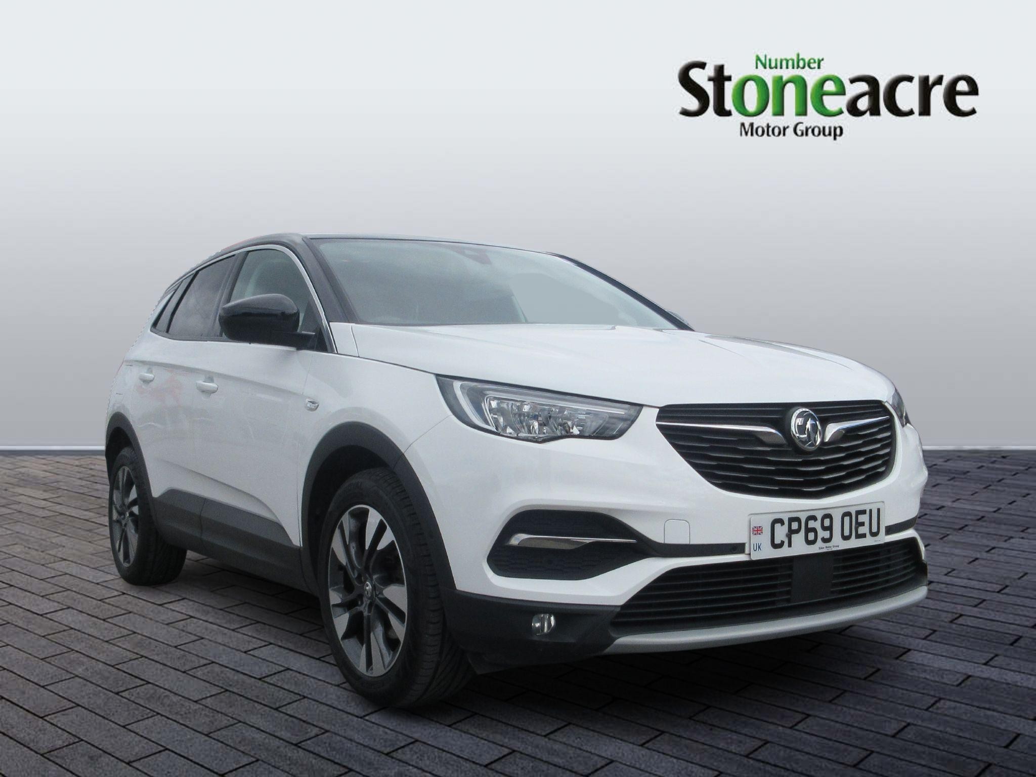 Main listing image - Vauxhall Grandland X