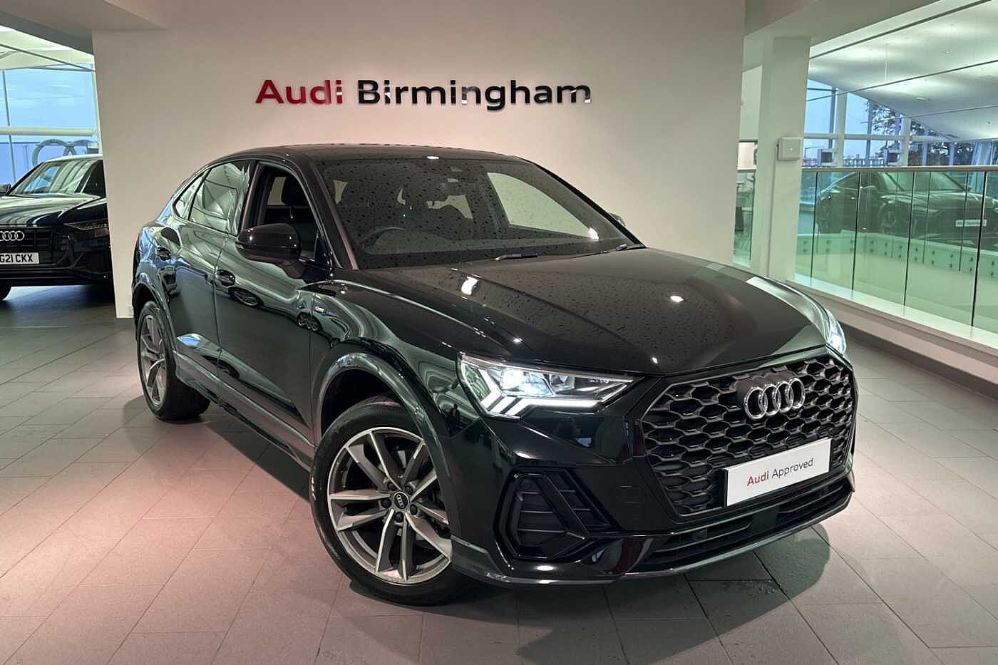 Main listing image - Audi Q3