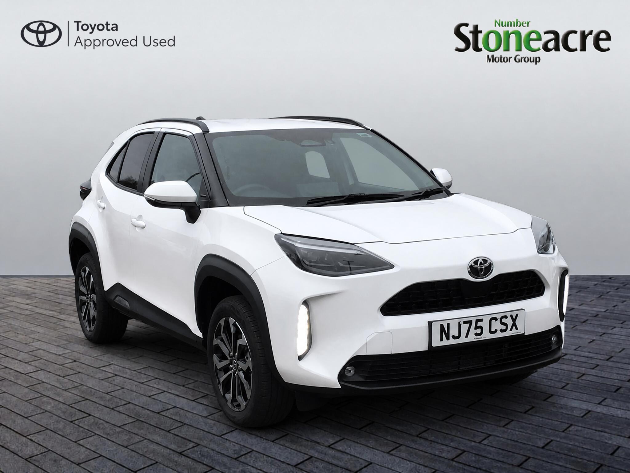 Main listing image - Toyota Yaris Cross
