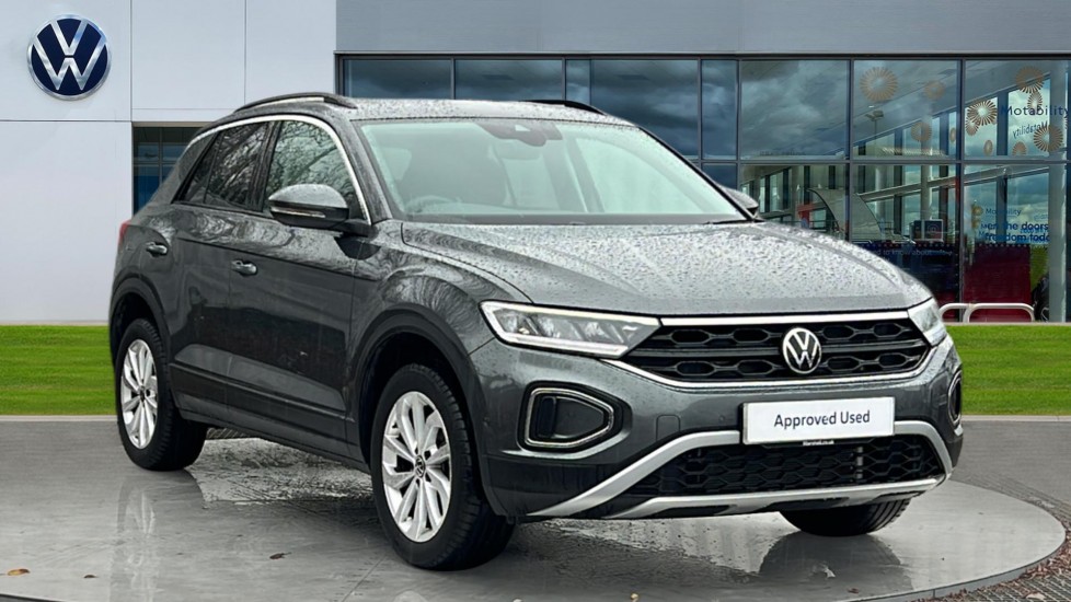 Main listing image - Volkswagen T-Roc