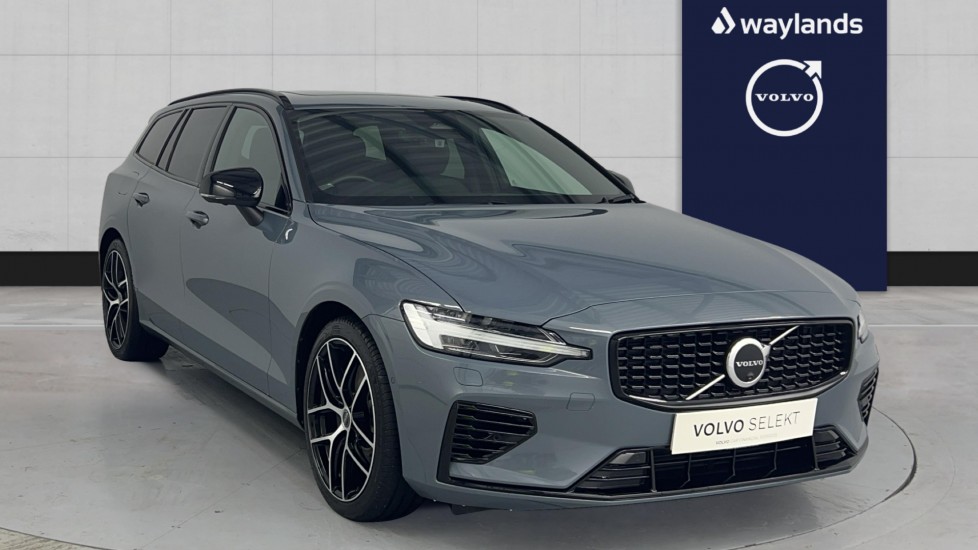 Main listing image - Volvo V60