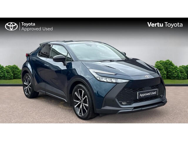 Main listing image - Toyota C-HR