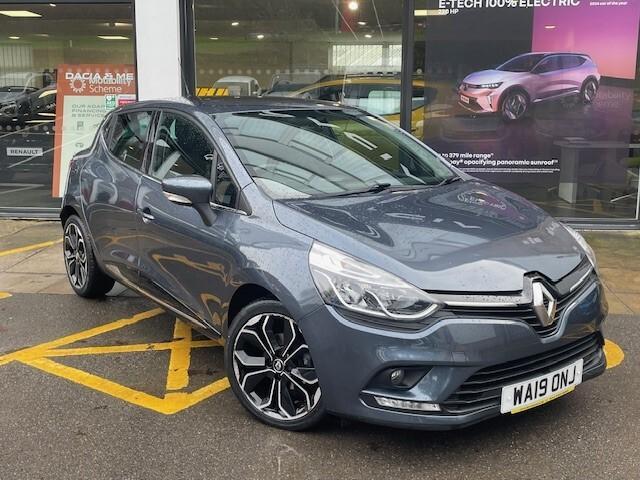 Main listing image - Renault Clio