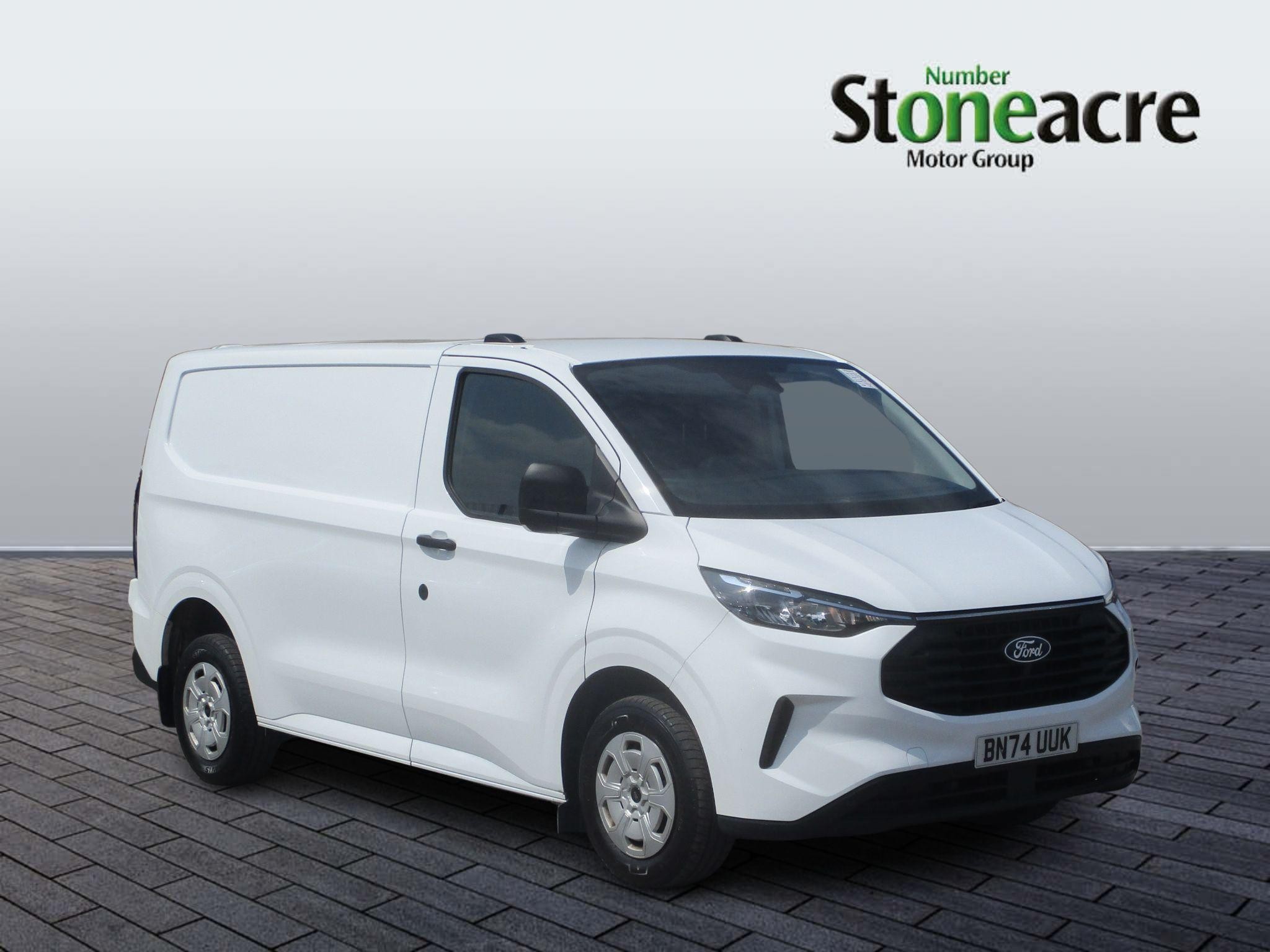 Main listing image - Ford Transit Custom