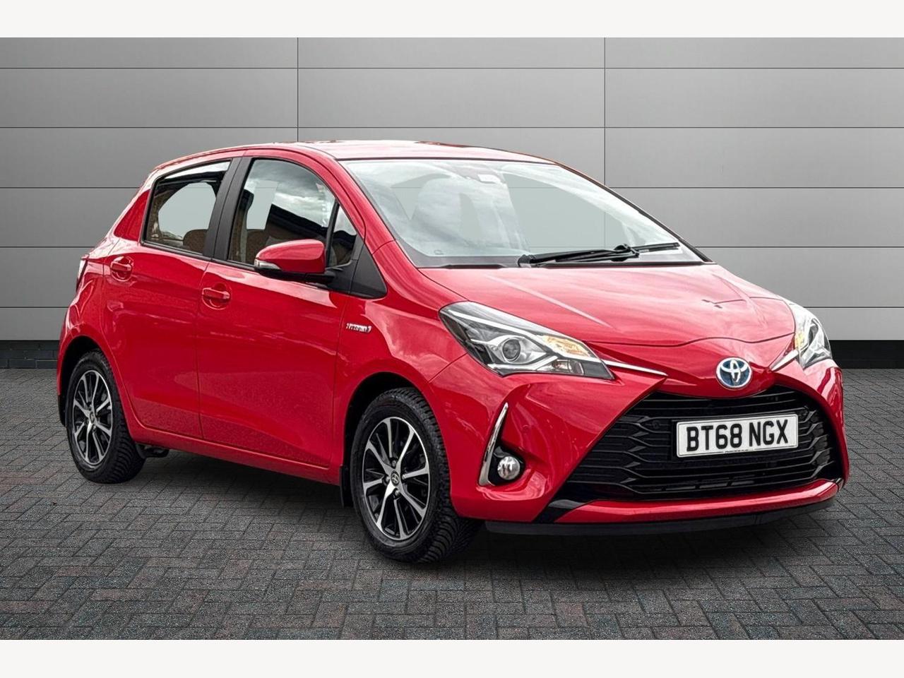 Main listing image - Toyota Yaris