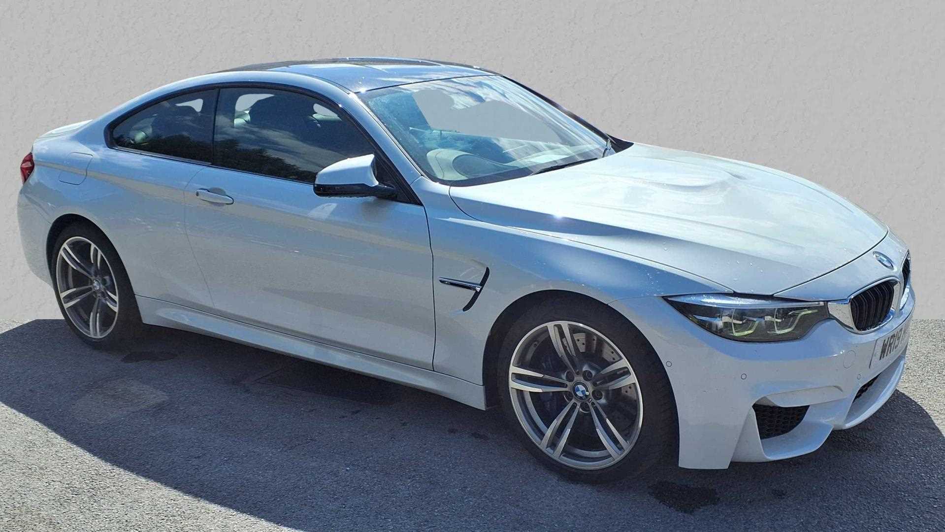 Main listing image - BMW M4