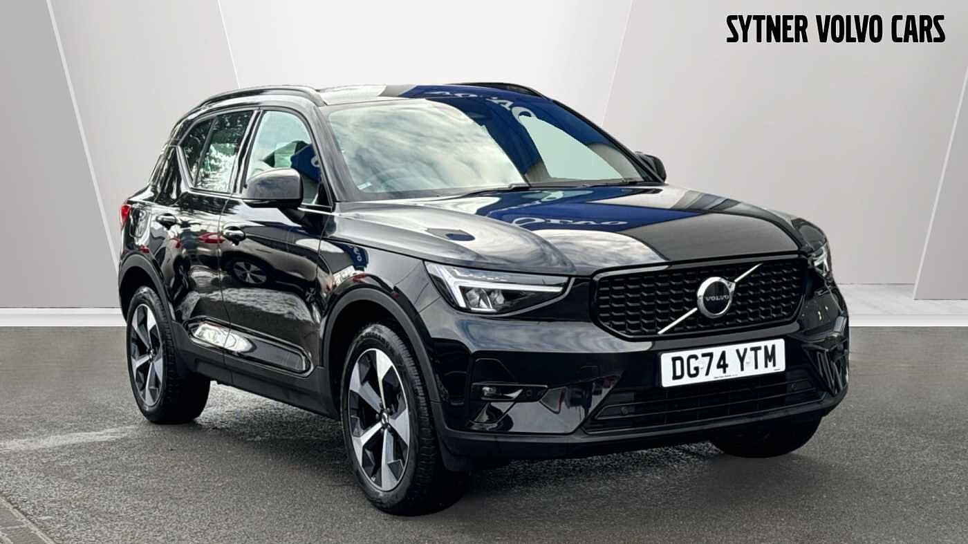 Main listing image - Volvo XC40