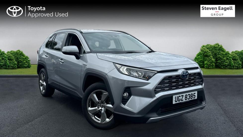 Main listing image - Toyota RAV4