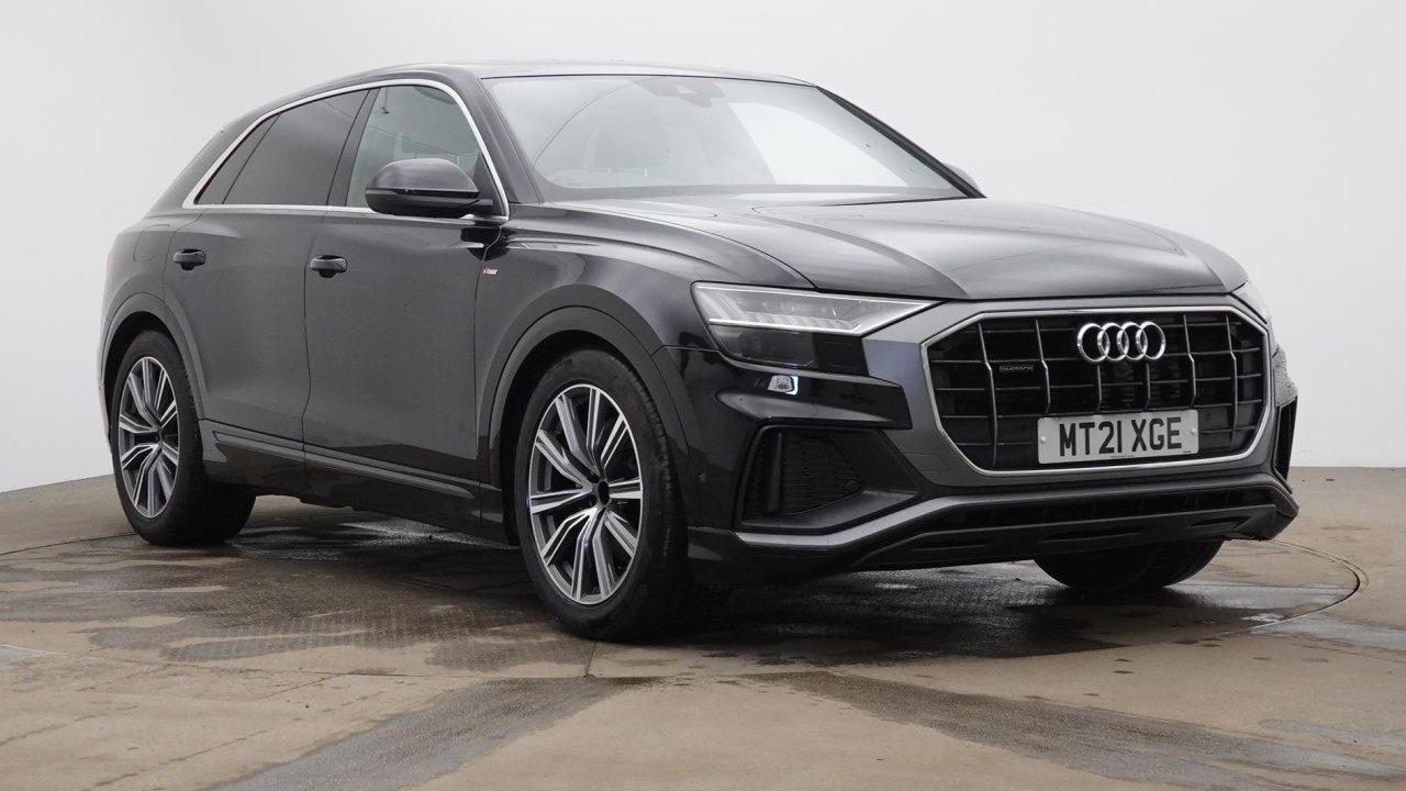Main listing image - Audi Q8