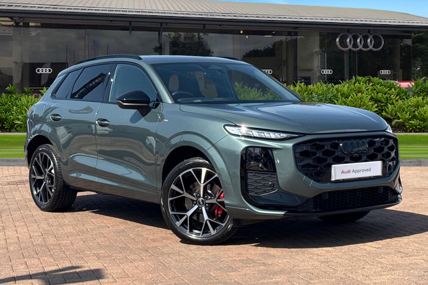 Main listing image - Audi Q3