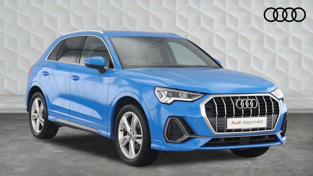 Main listing image - Audi Q3