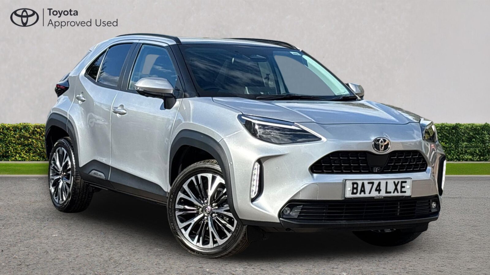 Main listing image - Toyota Yaris Cross