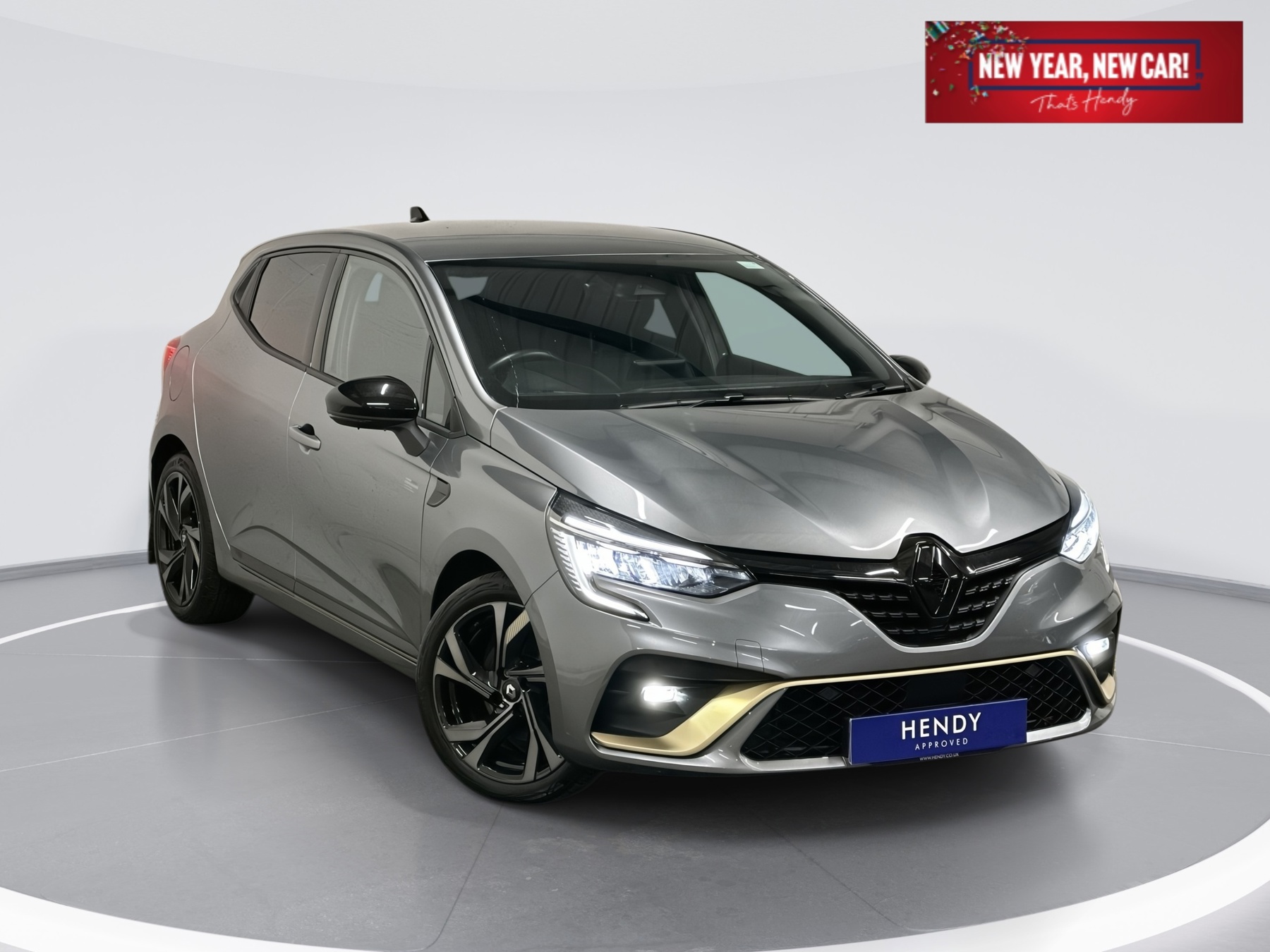 Main listing image - Renault Clio