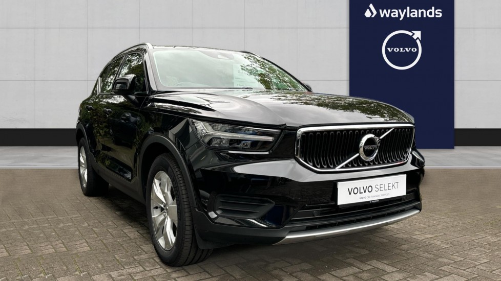 Main listing image - Volvo XC40