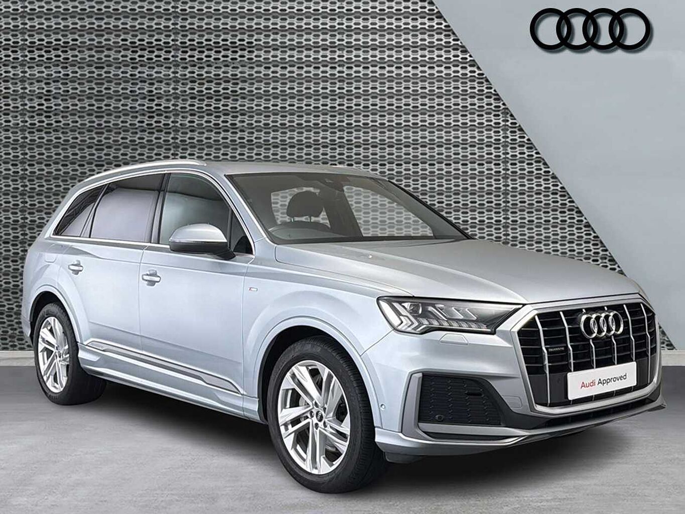 Main listing image - Audi Q7