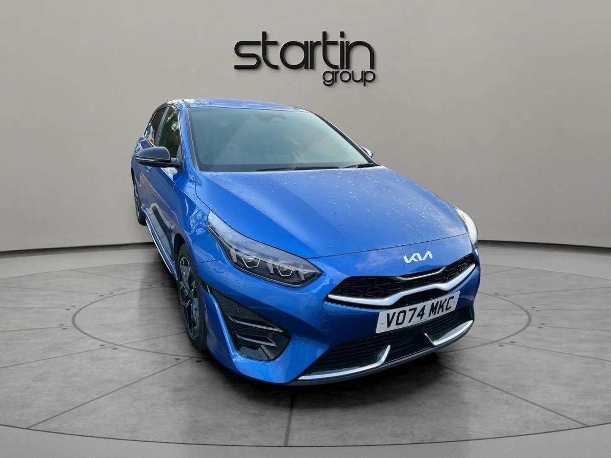 Main listing image - Kia Ceed