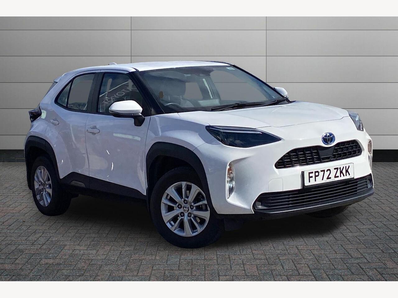 Main listing image - Toyota Yaris Cross