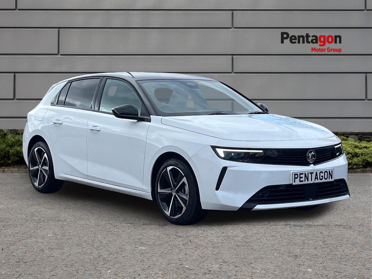 Main listing image - Vauxhall Astra