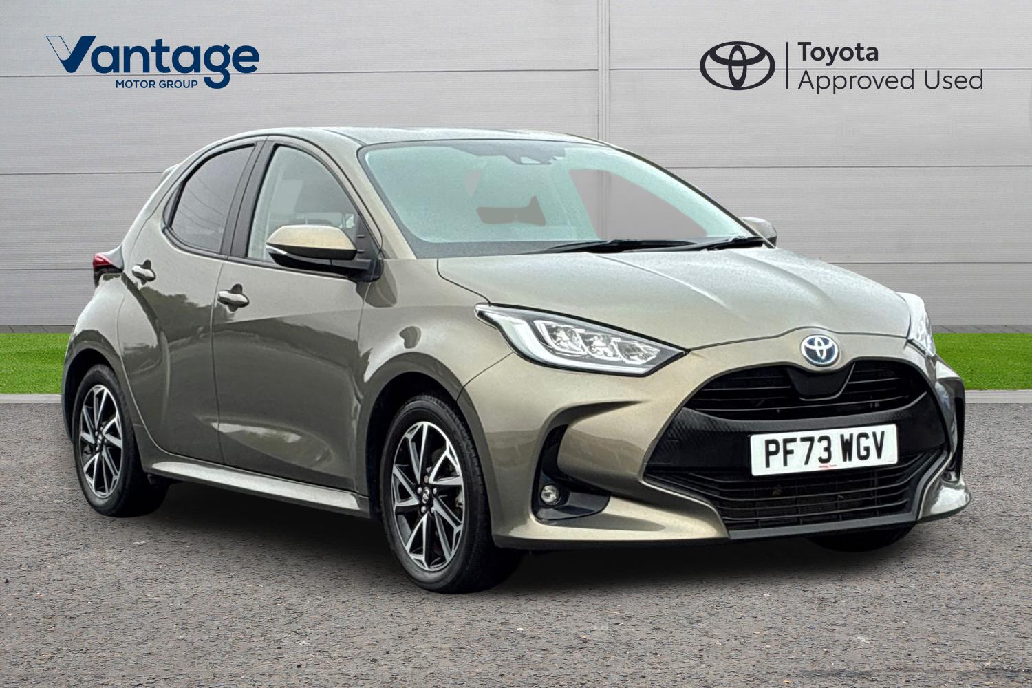 Main listing image - Toyota Yaris