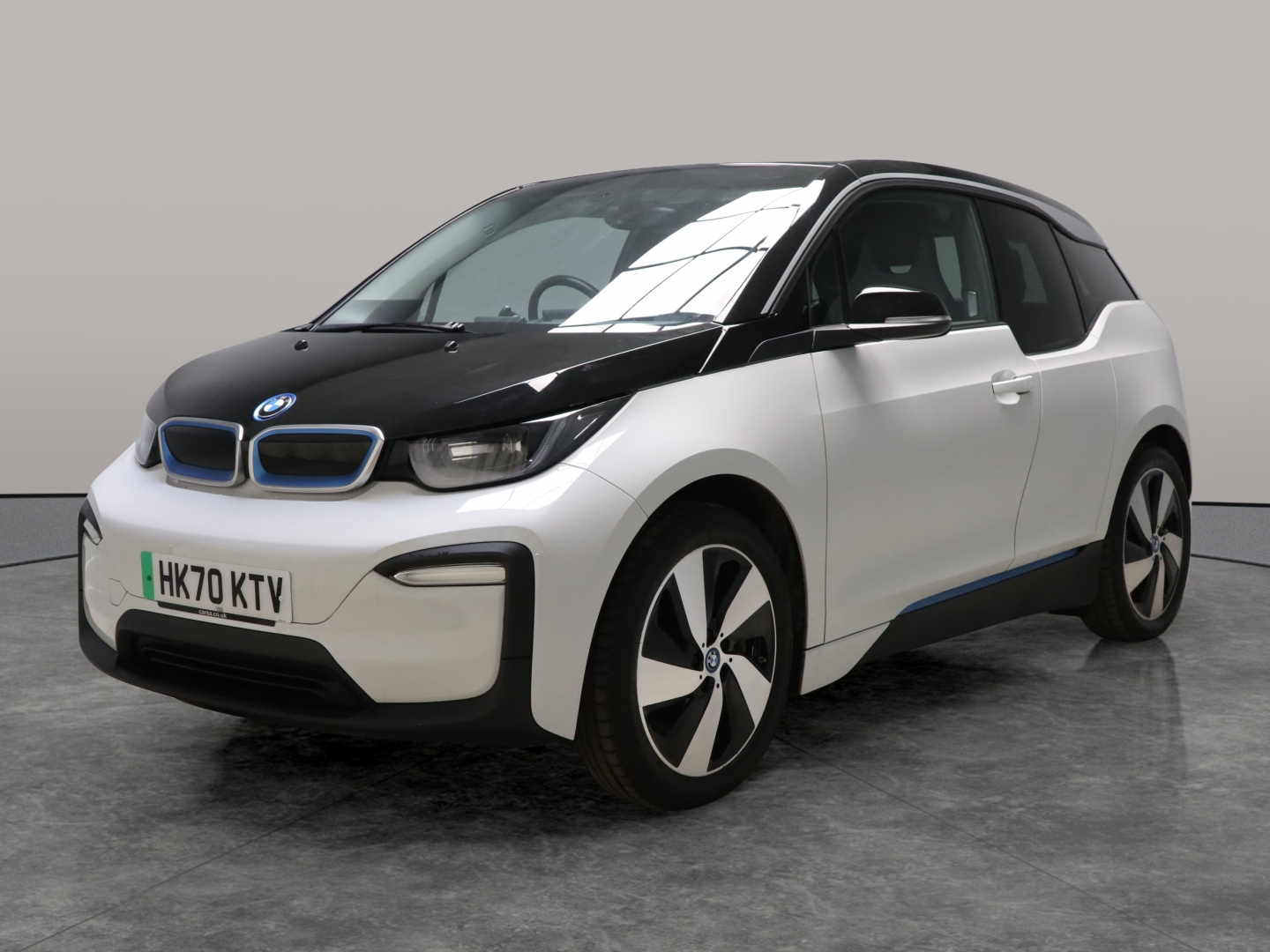 Main listing image - BMW i3