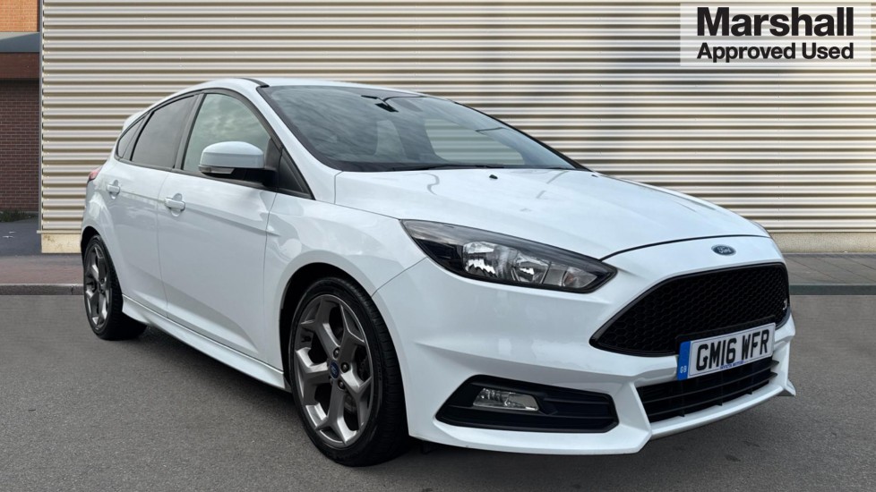 Main listing image - Ford Focus ST