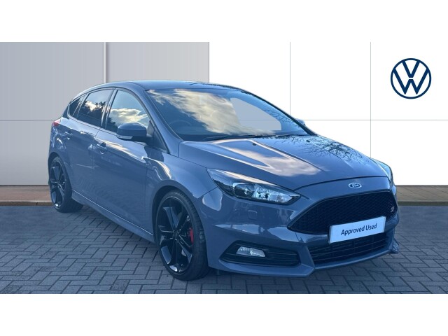 Main listing image - Ford Focus ST