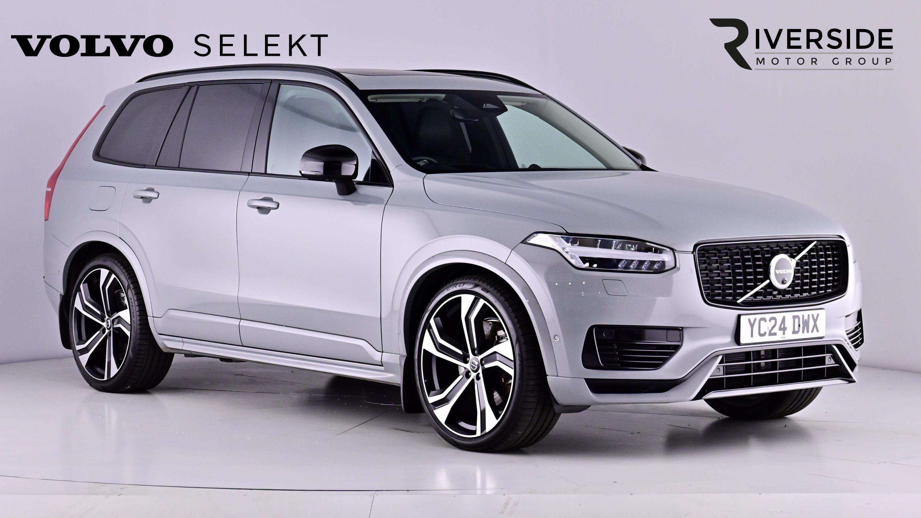 Main listing image - Volvo XC90