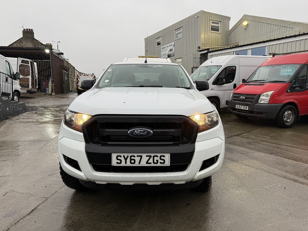 Main listing image - Ford Ranger