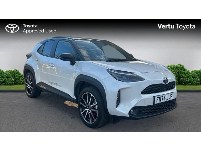 Main listing image - Toyota Yaris Cross