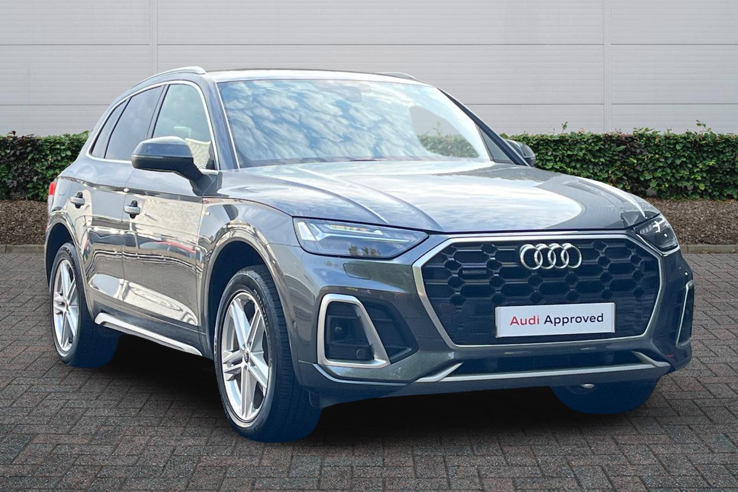 Main listing image - Audi Q5