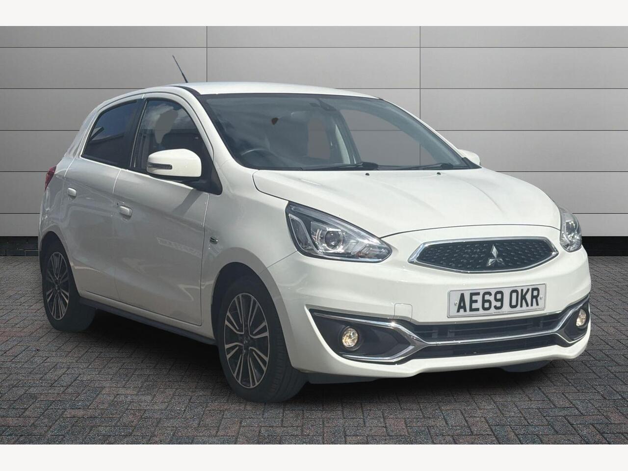 Main listing image - Mitsubishi Mirage