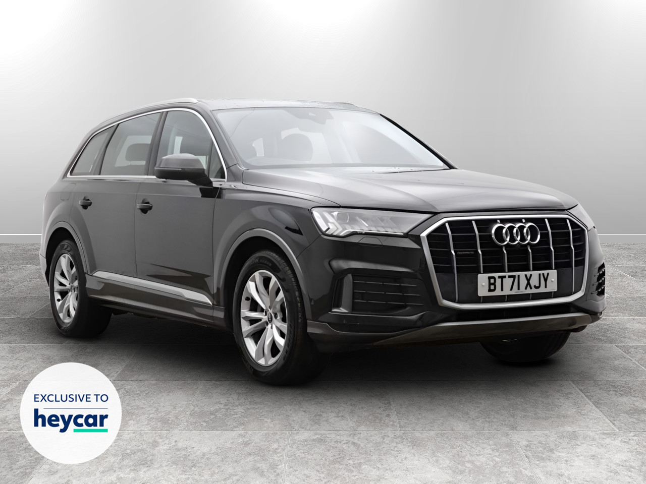 Main listing image - Audi Q7