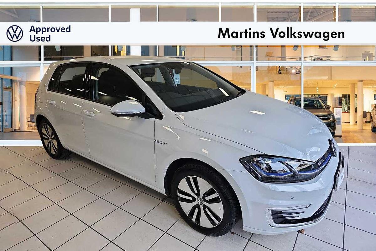 Main listing image - Volkswagen e-Golf