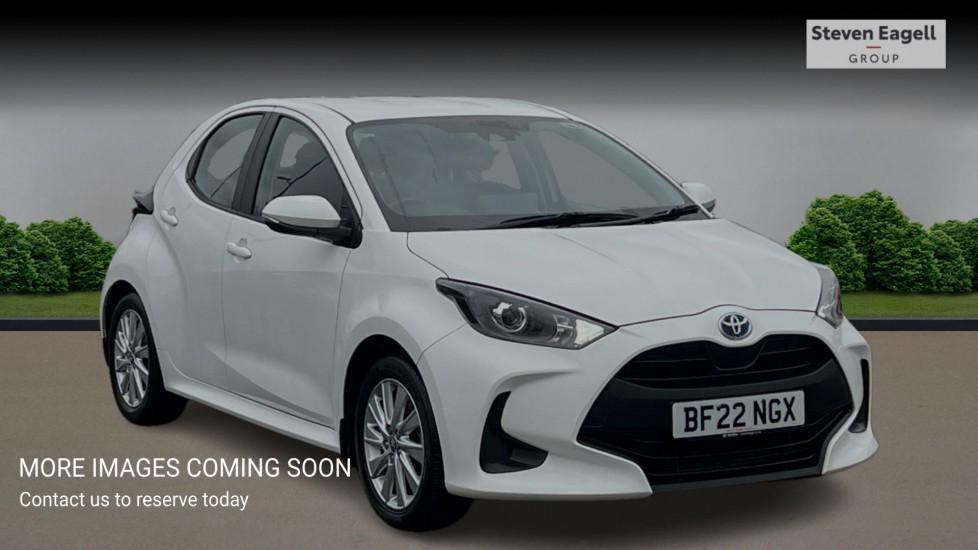 Main listing image - Toyota Yaris