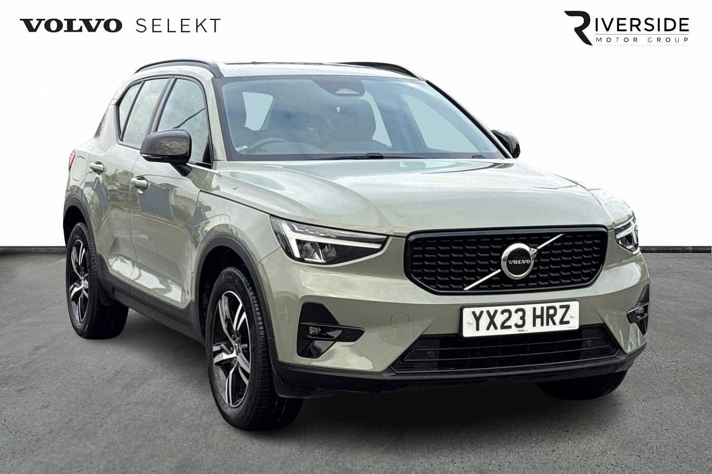 Main listing image - Volvo XC40